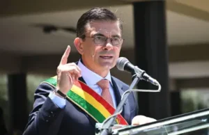 PAZ RECONOCE DEMORAS EN EL ABASTECIMIENTO DE COMBUSTIBLE MIENTRAS PERSISTEN LAS FILAS EN SURTIDORES DEL PAÍS