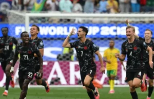 CANADÁ DERROTA A SUDÁFRICA Y SE CONVIERTE EN EL PRIMER CLASIFICADO A LOS OCTAVOS DE FINAL DEL MUNDIAL 2026
