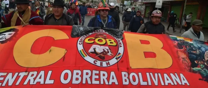 COB RATIFICA BLOQUEOS, RECHAZA EL DIÁLOGO Y EXIGE LA RENUNCIA DE RODRIGO PAZ