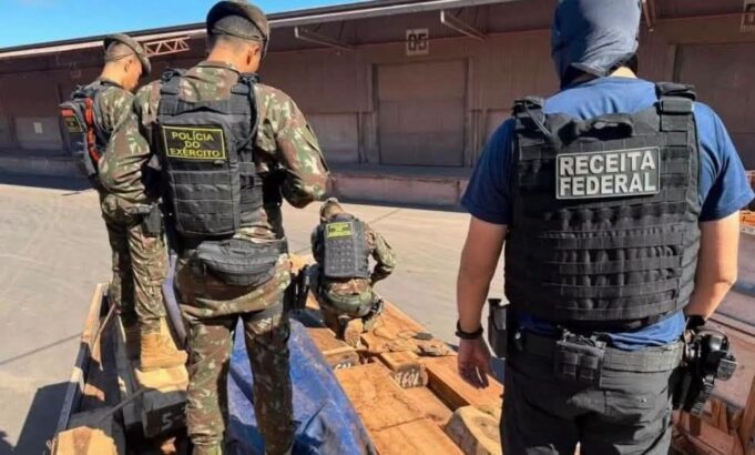FISCALÍA ENVÍA MUESTRAS A LA DEA PARA FORTALECER INVESTIGACIÓN SOBRE CARGAMENTOS DE MADERA CON DROGA DESTINADOS A CHILE Y BRASIL