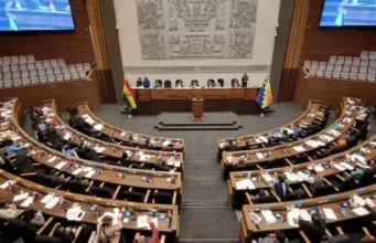SENADO SANCIONA CRÉDITO DE MÁS DE $US 118 MILLONES PARA OBRAS VIALES Y PROYECTOS DE RESILIENCIA CLIMÁTICA