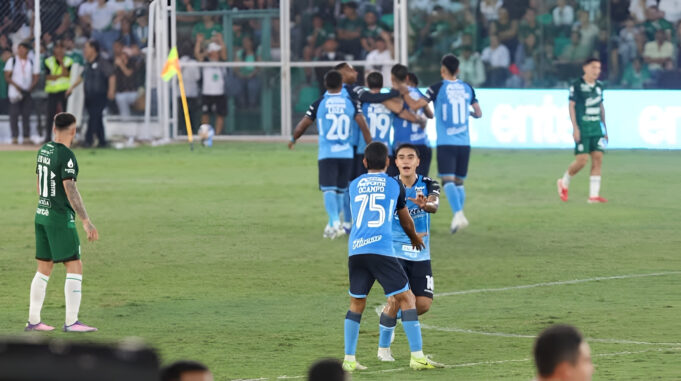 BLOOMING SE IMPONE EN EL CLÁSICO CRUCEÑO 207 Y ARRUINA LA POSIBLE DESPEDIDA DE MARCELO MARTINS