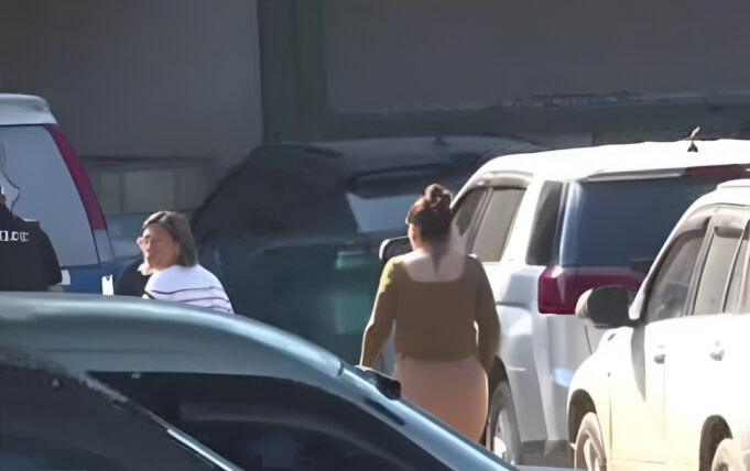 VIOLENTO ATRACO EN SANTA CRUZ: DELINCUENTES DISPARAN CONTRA UN VEHÍCULO Y ROBAN CERCA DE BS 1 MILLÓN