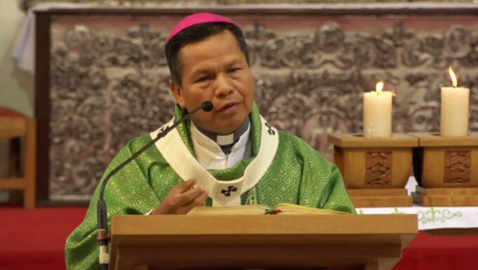 MONSEÑOR LEIGUE LLAMA A SUPERAR LOS REGIONALISMOS Y A FORTALECER LA UNIDAD ENTRE LOS BOLIVIANOS