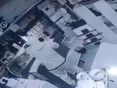 DELINCUENTES ROBAN CELULARES Y DISPOSITIVOS ELECTRÓNICOS VALUADOS EN 100.000 DÓLARES DE UNA TIENDA EN COCHABAMBA