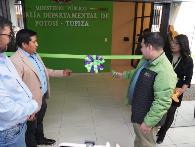 «PALABRA EMPEÑADA, PALABRA CUMPLIDA»: FISCAL GENERAL ENTREGA EN NUEVA CASA FISCAL Y CÁMARA GESELL PARA TUPIZA