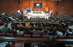 FISCAL GENERAL ENTREGA TÍTULOS A 45 NUEVOS FISCALES DE CARRERA Y LOS CONVOCA A SERVIR A LA SOCIEDAD CON ÉTICA, VALENTÍA Y VOCACIÓN