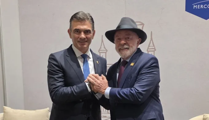 LULA Y RODRIGO PAZ ACUERDAN ACELERAR NEGOCIACIONES ENTRE PETROBRAS Y YPFB PARA IMPULSAR LA PRODUCCIÓN DE GAS NATURAL