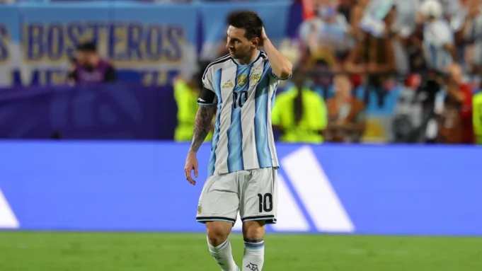 MESSI ENFRENTARÁ POR PRIMERA VEZ A INGLATERRA EN UN MUNDIAL Y BUSCARÁ LLEVAR A ARGENTINA A OTRA FINAL