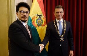 PRESIDENTE RODRIGO PAZ RECIBE LA CONDECORACIÓN DEL CÓNDOR DE LOS ANDES EN EL GRADO DE GRAN COLLAR