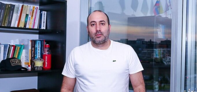 FERNANDO CERIMEDO PASARÁ OTRA NOCHE EN CELDAS POLICIALES Y ESPERARÁ SU AUDIENCIA POR TENTATIVA DE FEMINICIDIO