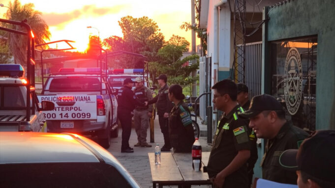 APREHENDEN A TRES POLICÍAS POR LA FUGA DE DOS REOS BRASILEÑOS DEL PENAL DE PALMASOLA