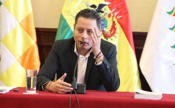 VICEPRESIDENTE EDMAND LARA ADMITE INCUMPLIMIENTO DE PROMESAS Y ANUNCIA UN DISCURSO CRÍTICO POR EL 6 DE AGOSTO