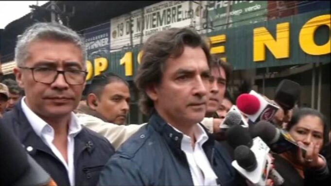 ALCALDE DE SANTA CRUZ PROPONE APORTE VOLUNTARIO DE BS 1 AL MES PARA FORTALECER A LOS BOMBEROS
