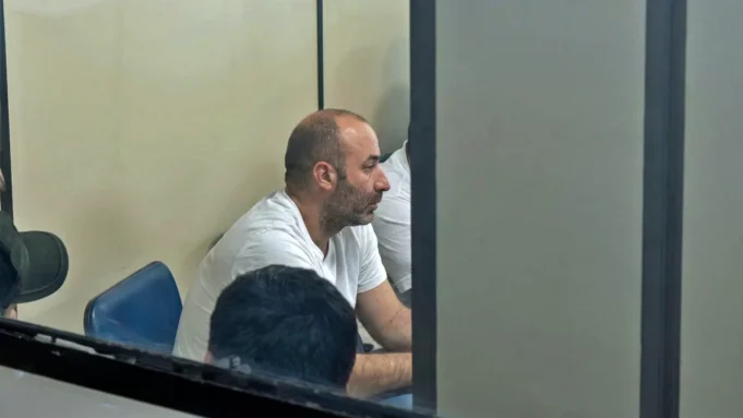 DEFENSA DE FERNANDO CERIMEDO ADVIERTE QUE SU VIDA ESTÁ EN RIESGO SI ES TRASLADADO A CHONCHOCORO