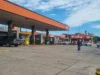 ASOSUR ALERTA QUE SANTA CRUZ RECIBE MENOS DIÉSEL DEL NECESARIO Y PERSISTEN LAS FILAS EN LOS SURTIDORES