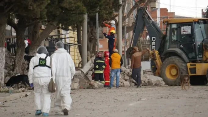 GOBIERNO DECLARA TRES DÍAS DE DUELO NACIONAL POR LAS VÍCTIMAS DE LAS EXPLOSIONES EN VIACHA