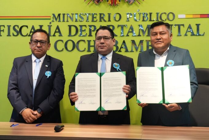 FISCAL GENERAL SUSCRIBE CONVENIOS CON MUNICIPIOS DE COCHABAMBA PARA IMPLEMENTAR LA INTEROPERABILIDAD Y MÉDICOS FORENSES