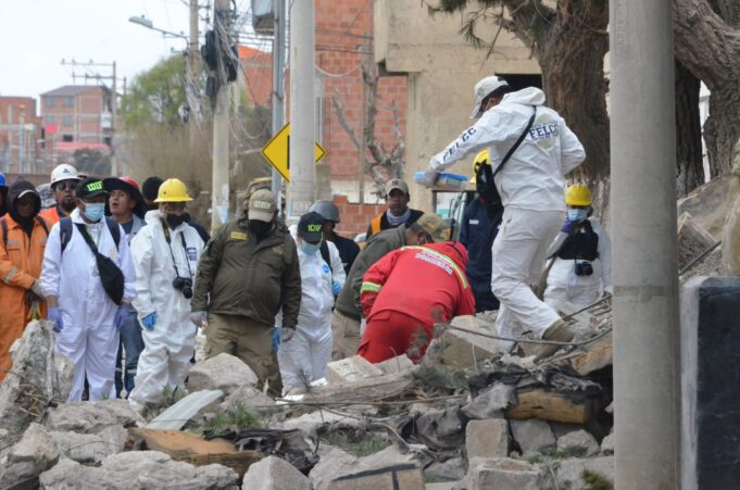 EXPLOSIONES EN EL REGIMIENTO BOLÍVAR DEJAN SEIS FALLECIDOS Y LAS LABORES DE RECUPERACIÓN CONTINÚAN BAJO ESTRICTAS MEDIDAS DE SEGURIDAD