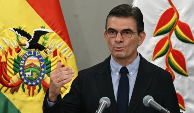 GOBIERNO ORGANIZA EL ÓRGANO EJECUTIVO Y CONTEMPLA UNA SECRETARÍA PRIVADA PARA APOYAR LA GESTIÓN PRESIDENCIAL