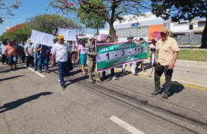 TRANSPORTISTAS DE SANTA CRUZ CONVOCAN A AMPLIADO DEPARTAMENTAL TRAS PARO DE 24 HORAS CONTRA EL DS 5716
