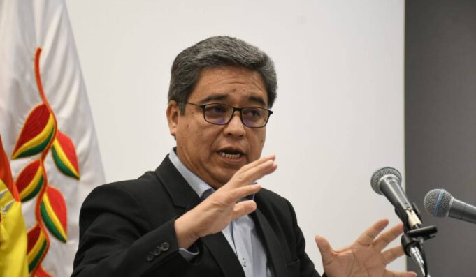 GOBIERNO ASEGURA QUE EL DECRETO SUPREMO 5750 NO INCREMENTA LAS TARIFAS ELÉCTRICAS Y BUSCA EVITAR ALZAS ABRUPTAS