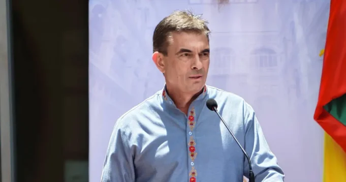 RODRIGO PAZ EXPLICA LOS ALCANCES DE SEIS DECRETOS SUPREMOS Y DESTACA MEDIDAS SOBRE GAS, EXPORTACIONES Y ELECTRICIDAD