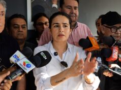 GOBERNACIÓN DE SANTA CRUZ RECHAZA PARO DE SALUD Y ANUNCIA GESTIONES POR EL PAGO DEL BONO DE VACUNACIÓN