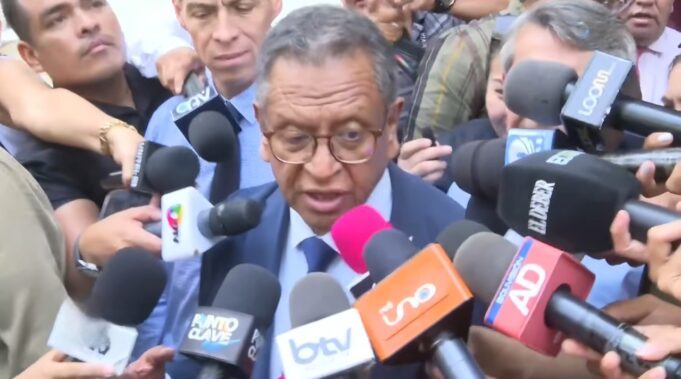 MINISTRO DE GOBIERNO AFIRMA QUE ORGANIZACIONES “NARCOTERRORISTAS” BUSCAN APODERARSE DE TERRITORIO EN SANTA CRUZ