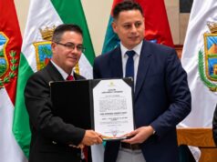 FISCAL GENERAL DEL ESTADO INTERINO JOSÉ ARMANDO URIOSTE VIERA FUE POSESIONADO POR EL PRESIDENTE DE LA ASAMBLEA LEGISLATIVA PLURINACIONAL