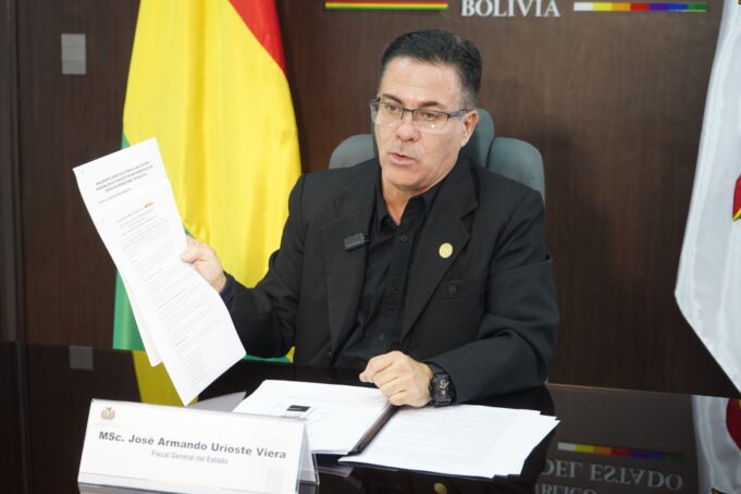 FISCAL GENERAL ADVIERTE QUE NO SE PERMITIRÁN ACTOS DE CORRUPCIÓN ANTE LA APREHENSIÓN DEL FISCAL DE MATERIA CANAZA POR PRESUNTOS COBROS ILÍCITOS