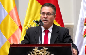 JOSÉ ARMANDO URIOSTE ANUNCIA UNA “LIMPIEZA” DEL MINISTERIO PÚBLICO Y PROMETE NO FRENAR NINGUNA INVESTIGACIÓN
